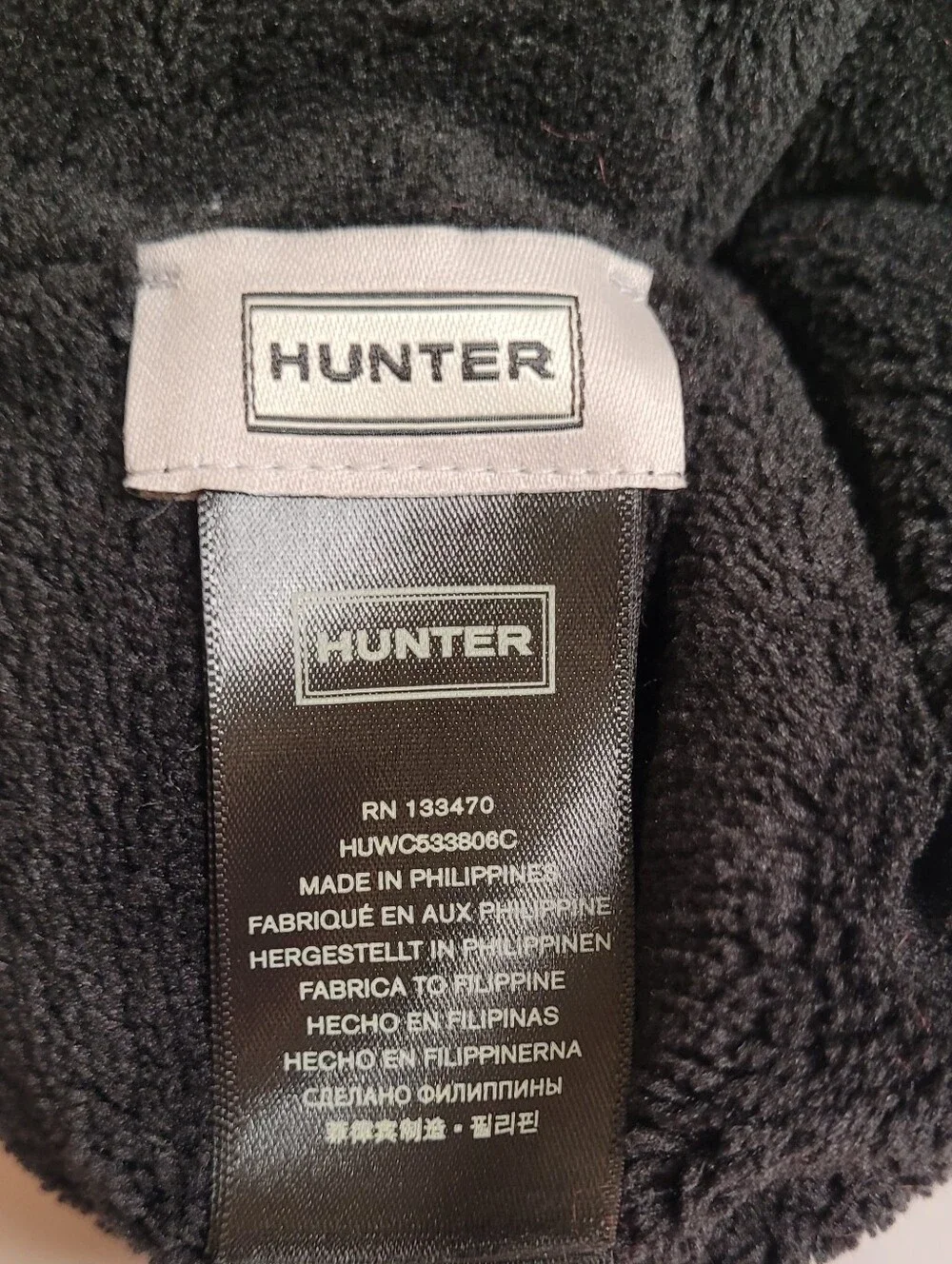 Hunter Cable Knit Pom Pom Beanie